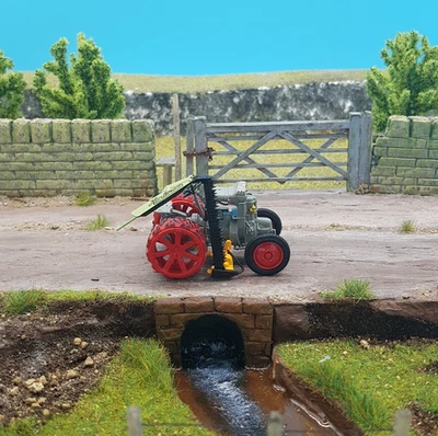 Tractor agrícola vintage de ferrocarril modelo escala 0 calibre O 1:43 NUEVO EN CAJA Foto 1 de 3