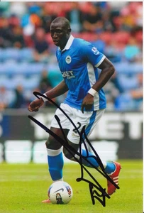 WIGAN ATHLETIC HAND SIGNED MOHAMED DIAME 6X4 PHOTO 4. - Imagen 1 de 1