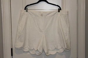 Belk Crown & Ivy Größe 20W Curvy Shelby weiße Shorts mit Ösen 100 % Baumwolle neu ohne Etikett - Bild 1 von 10