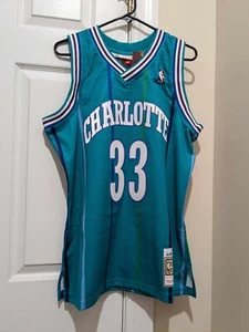 Mitchell and ness Blue Alonzo mourning Hornets jerseys with tags Large - Picture 1 of 7