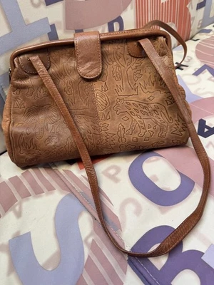 Bolso de Hombro Vintage Salisbury’s Cuero Repujado Años 70 Animales Marrón Selva Foto 1 de 4