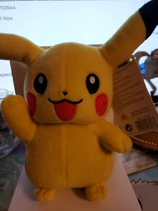 Pokemon Pikachu 8 Inch Plush Tomy Toys 2013 XY - Picture 1 of 4