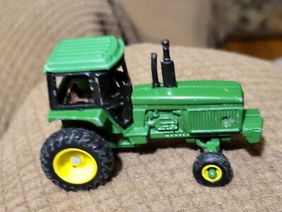 Vintage Ertl John Deere Die Cast Tractor C18 - Image 1 of 4