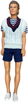 Muñeca KEN de Colección 1995 con Suéter Tejido Zapatos Camisa Polo Estilo Barbie Foto 1 de 4