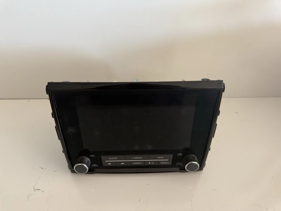 2019-2021 Nissan Titan Head Radio 9" Display Screen 25915-9FV2D OEM 4476 - Image 1 of 4