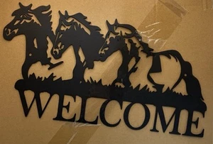 Metal Rustic Horse Welcome Sign - Picture 1 of 4