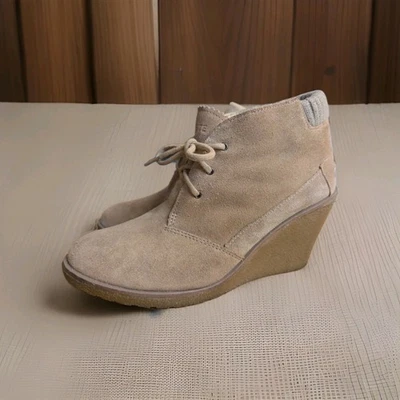 LACOSTE-LEREN-Botines de cuña de gamuza beige-con cordones-talla 36-5,5-excelente Foto 1 de 4