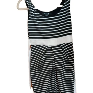Forever 21 Black & White Striped Sleeveless  Dress Womans Size Small  - Picture 1 of 5