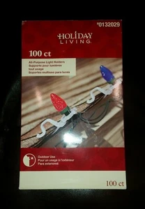 LOT SET OF 300 HOLIDAY LIVING ALL PURPOSE LIGHT HOLDERS SHINGLE CLIPS 0132029 - Picture 1 of 3