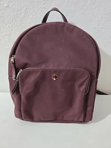 Mochila Kate Spade New York Taylor Grande Nylon Acento Dorado Madera de Cerezo - Imagen 1 de 17