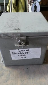 AUSTIN AB-666JFH Metallic Cont. Hinge Junction Box 6x6x6 Enclosure-Clamp Cvr. - Picture 1 of 2