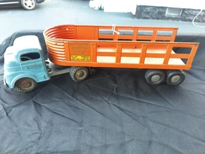 Vintage 1950's Structo Cab with Overland Freight Lines open trailer - Picture 1 of 10