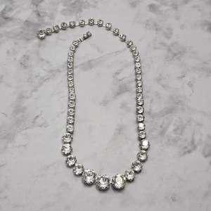 Collana girocollo 16" vintage firmato bianco strass cristallo - Foto 1 di 1