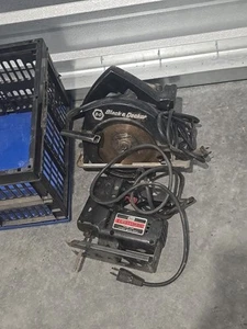 1 CRAFTSMAN skillsaw,  And 1 Sears jigsaw  - Picture 1 of 3