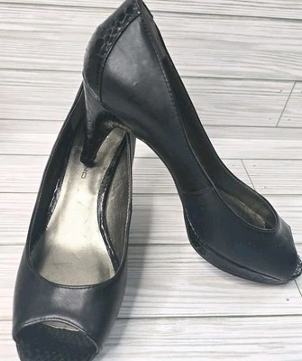 Mujer Bandolino Vegano Cuero y Piel de Serpiente Tacones 6.5 Plataforma Negro Fiesta Carrera Foto 1 de 4