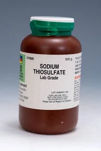 Versiegelte 500 g Flasche Natriumthiosulfat -- Fixierer für alternative Fotografie - Bild 1 von 3