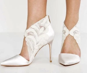 IMAGINE VINCE CAMUTO Obin Ivory Lace High Heel Pumps Bridal NEW Womens Sz 7 - Picture 1 of 12