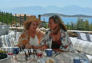 Foto grande firmada original MICHAELA MAY 20x30 autógrafo crucero a la suerte - Imagen 1 de 1