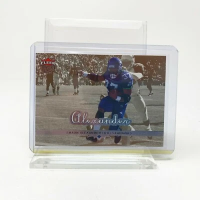 Shaun Alexander - 2006 Fleer Ultra - Gold Medallion Parallel - Seattle Seahawks - Image 1 of 2