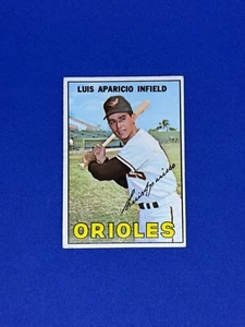 1967 Topps - Luis Aparicio #60 - Picture 1 of 2
