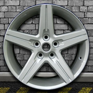 Full Face Bright Fine Silver OEM Wheel for 2010-2012 Chevy Camaro - 18x7.5 - Picture 1 of 3