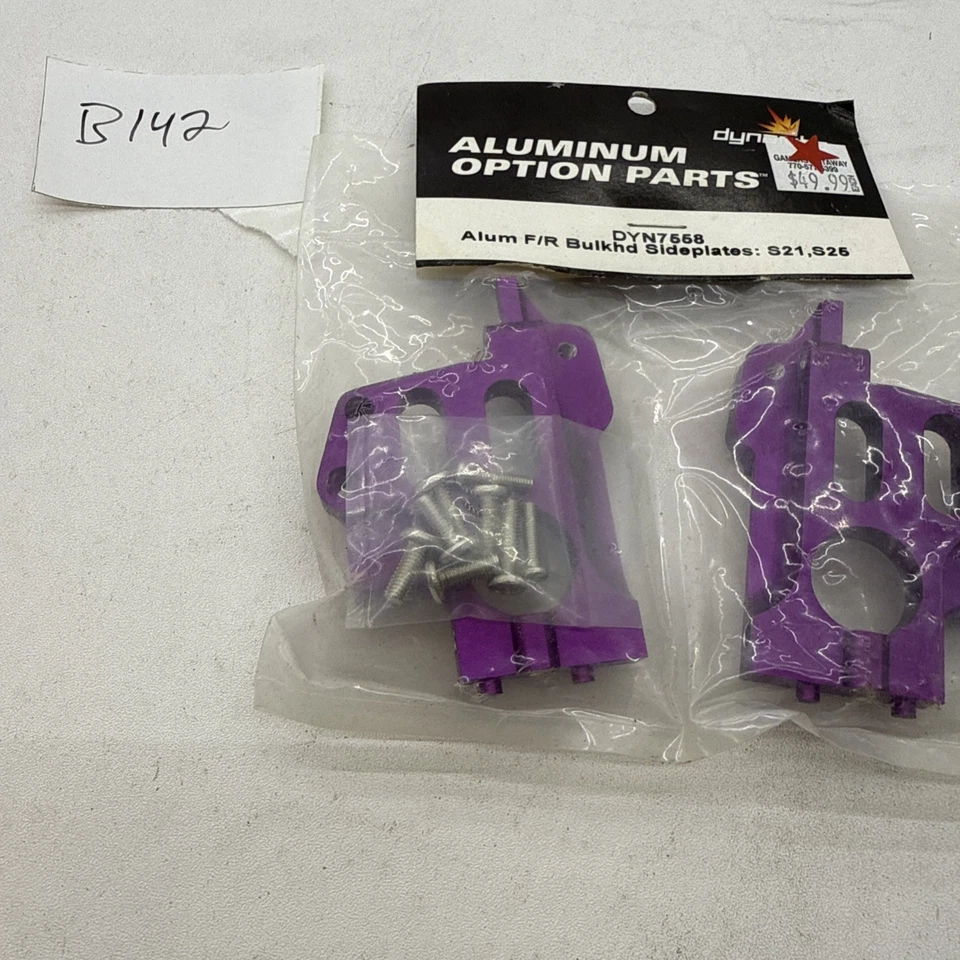Dynamite Aluminum Purple Fr/ Rear Bulkhead Sideplates HPI Savage S21 S25 DYN7558 - Image 1 of 1