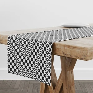 Patrón de Corredor de Mesa Blanco y Negro | Diseño Único Decoración de Mesa | Hecho en la UE - Imagen 1 de 3