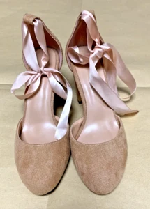 Gr.38 Castamere Hochzeitsschuhe Für Frauen Stilettos Spitzschuh Brautschuhe Neu - Bild 1 von 7