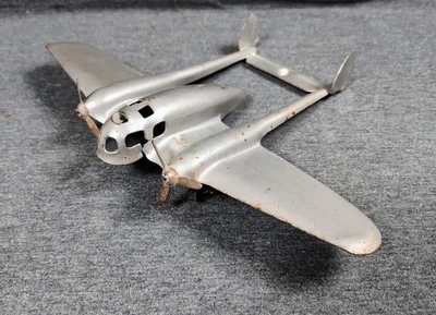 Avión bombardero de defensa Wyandotte de acero prensado de colección de los años 30 de EE. UU. Foto 1 de 4