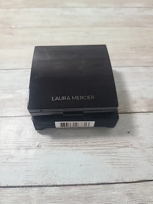 Laura Mercier Secret Camouflage 0.2oz Full Size ~ SC-5 - Image 1 of 4