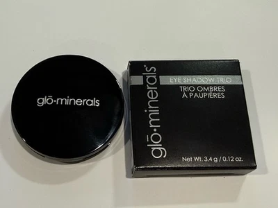 Glo Minerals Eye Shadow Trio - Arenito 0,12 oz/3,4 g Novo na Caixa - Imagem 1 de 4