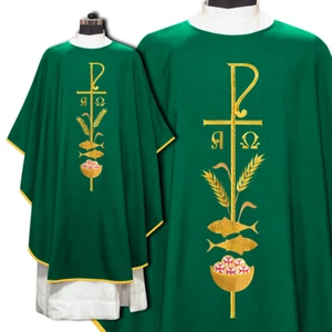 Embroidered Green Gothic Chasuble – Traditional Liturgical Vestment - Picture 1 of 5