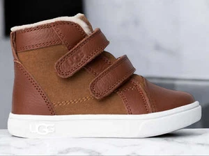 [1104989T-CHE] PRESCHOOL UGG RENNON II - Picture 1 of 5