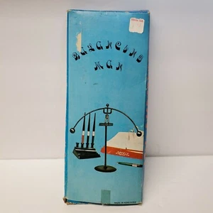 Figurina Uomo Equilibrante Vintage - Foto 1 di 4