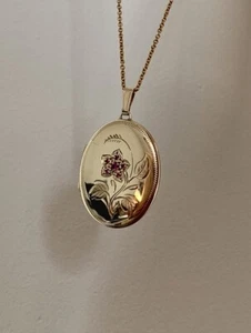 9ct Gold Locket With Rubies And Flower Design - Picture 1 of 16