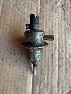 Opel CIH válvula reguladora válvula reguladora de presión de combustible Bosch 0280160114 Manta B J604 Foto 1 de 4
