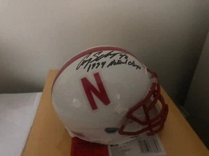 CORY SCHLESINGER AUTOGRAMM MINIHELM NEBRASKA CORNHUSKERS - Bild 1 von 2