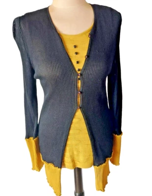 Angel By Sabri Ozel Cárdigan y Camiseta Negro y Amarillo Mostaza Juego de 2 piezas Talla S Foto 1 de 4