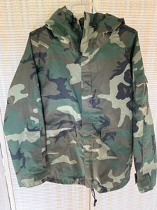 US Military Parka Cold Weather Woodland Camo Small Short 8415-01-228-1311 PTFE - Picture 1 of 22