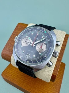 Soviet men's mechanical wristwatch Chronograph POLJOT 3133 Shturmanskie S/N 8000 - Picture 1 of 11