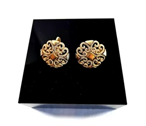 Signed Vintage Avon Clip On Earrings Gold Tone Costume Jewelry Accessories - Picture 1 of 4