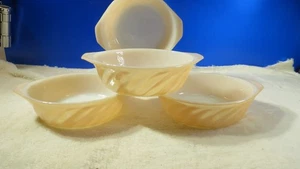 Anchor Hocking Fire King Peach Luster Swirl Scalloped 4 Dessert Bowls 6" - Picture 1 of 7