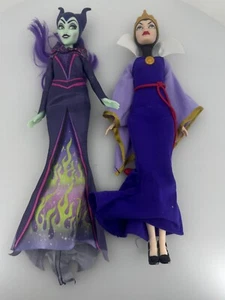 2 poupées Maléfique et la méchante reine Hasbro/Mattel Villains - Photo 1/10