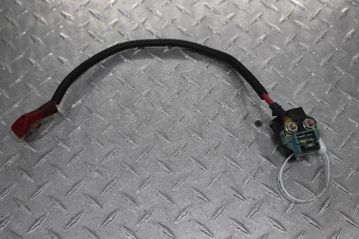 Suzuki GZ250 2000 relé de arranque del motor interruptor del motor de arranque Foto 1 de 4