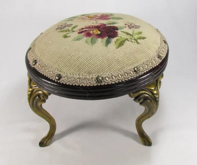 Banqueta de madeira vitoriana antiga ornamentada pernas de ferro perfuradas - Imagem 1 de 4