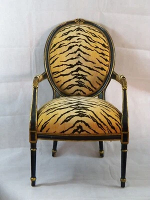 Fauteuil estilo Luis XVI Foto 1 de 4