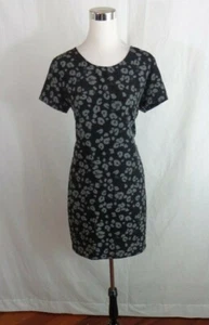 Gap Short Sleeve Shift Dress Woman's Size Medium Black & Gray - Picture 1 of 4