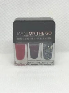 Mani On The Go 3 Piece Nail Polish Set .07 FL. OZ. Each bright red cranberry…66 - Picture 1 of 12