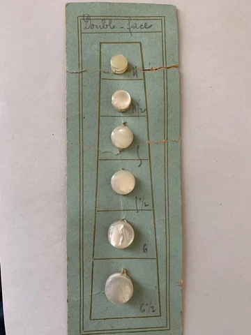 Lot of Antique French Mother of Pearl Buttons on card - Double face - 6 sizes Cover
