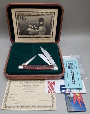 Schrade U.S.A. Ducks Unlimited 1998-1999 con vitrina de nogal grabada con láser Foto 1 de 4